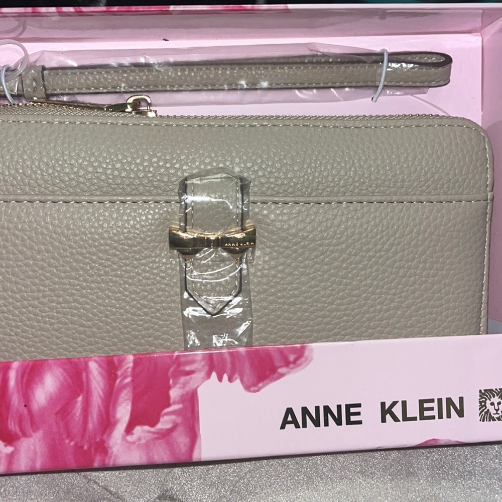 Anne Klein boxed wallet/wristlet, stone color, new